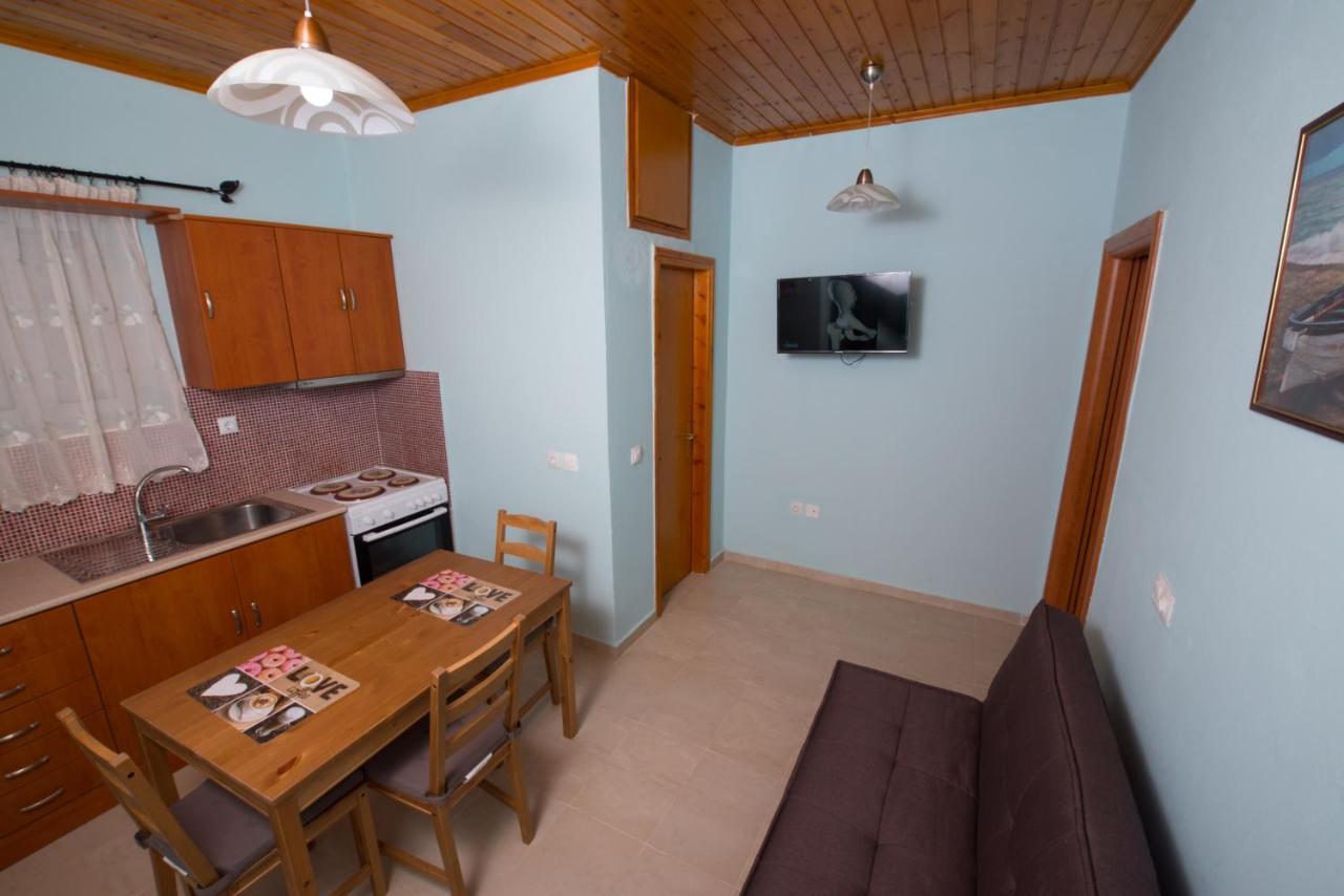 Hotel Πέτρινο Σπίτι Lazaráta Esterno foto
